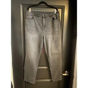 American Eagle Stretch Mom Jeans!